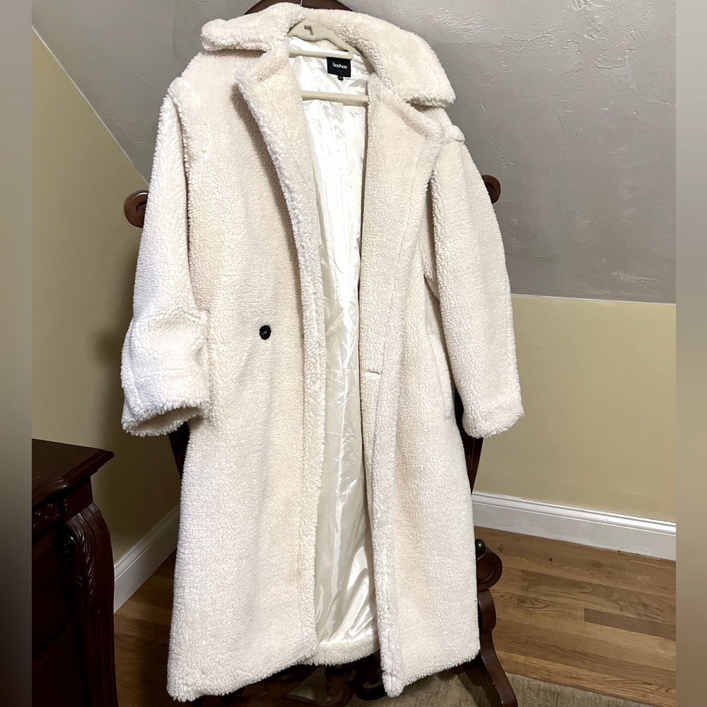 Cream Boohoo Teddy Coat (PRICE firm)